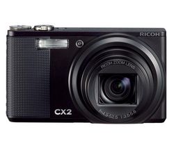 RICOH CX2 čierny + Kompaktné kožené puzdro Pix 11 x 3,5 x 8 cm + Pamäťová karta SDHC 16 GB + Čítačka kariet 1000 & 1 USB 2.0